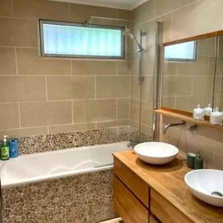 En Avec Piscine Apartmán Nice